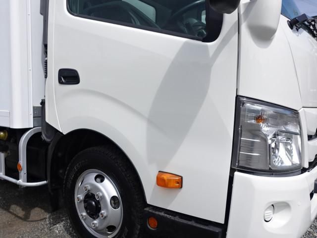HINO DUTRO 2020 Image 31