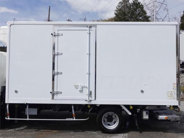 HINO DUTRO 2020 Image 31