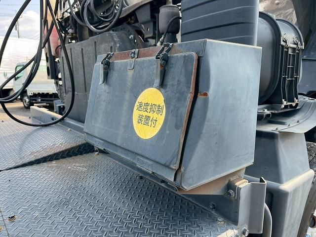 MITSUBISHI FUSOU SUPER GREAT 2018 Image 31