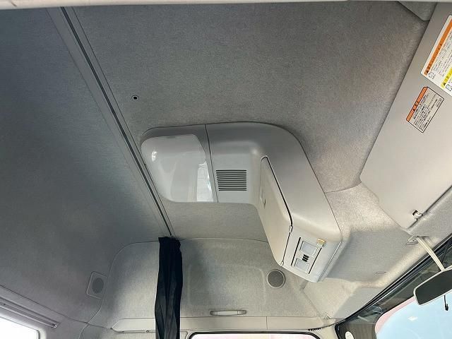 MITSUBISHI FUSOU SUPER GREAT 2018 Image 31