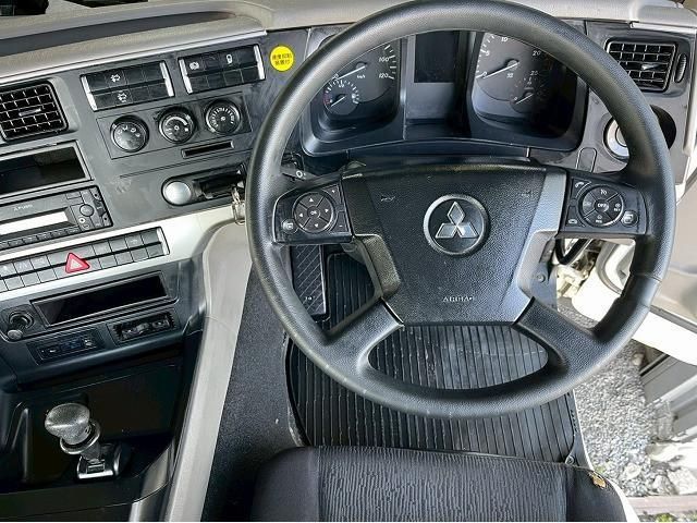 MITSUBISHI FUSOU SUPER GREAT 2018 Image 31