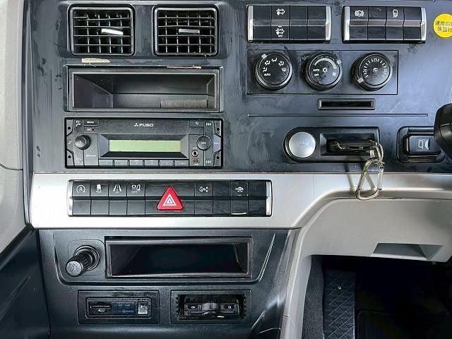 MITSUBISHI FUSOU SUPER GREAT 2018 Image 31