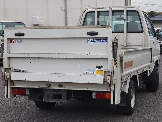 TOYOTA LITEACE TRUCK 2WD 2003 Image 31