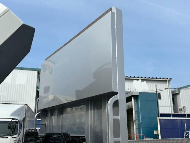 HINO PROFIA 2016 Image 31