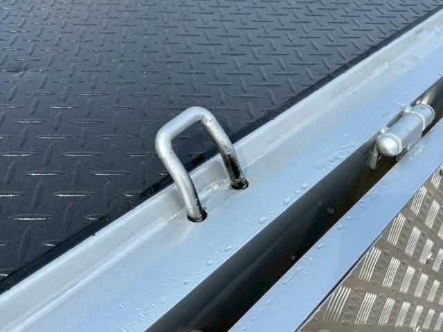 HINO PROFIA 2016 Image 31