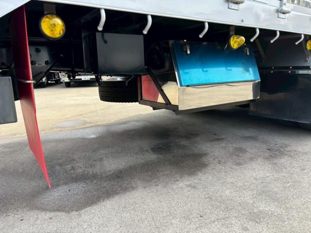 HINO PROFIA 2016 Image 31