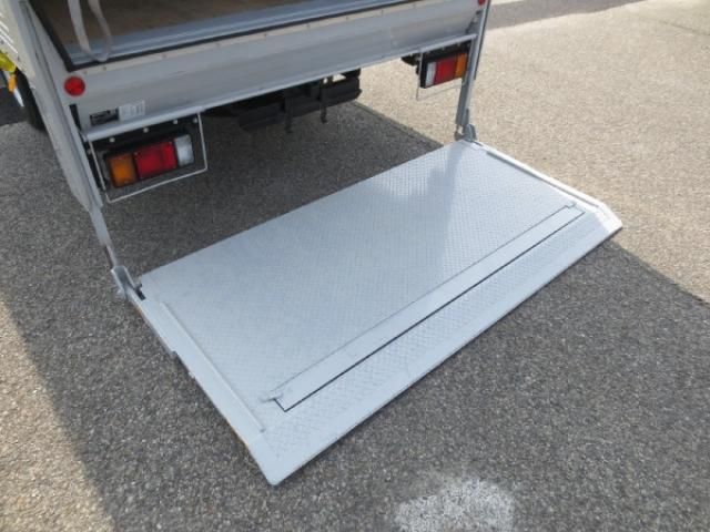 ISUZU ELF 2023 Image 31