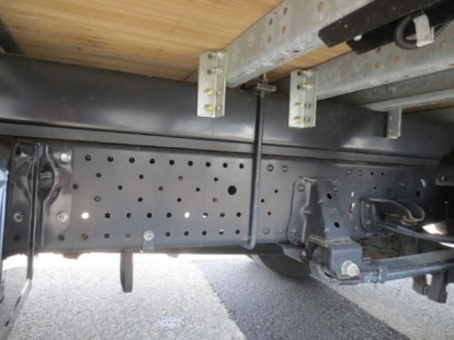 ISUZU ELF 2023 Image 31