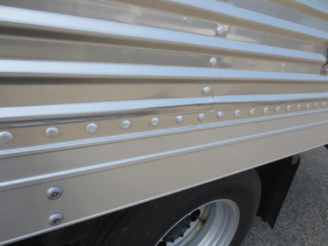 ISUZU ELF 2023 Image 31