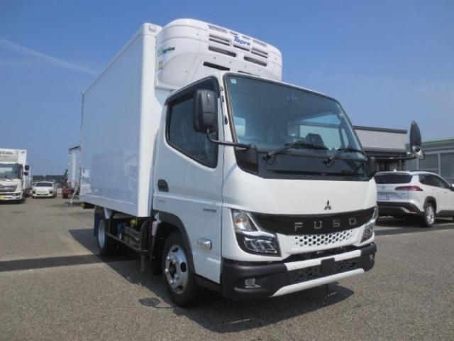 MITSUBISHI CANTER 2025 Image 31