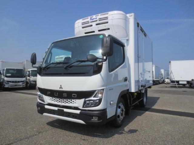 MITSUBISHI CANTER 2025 Image 31