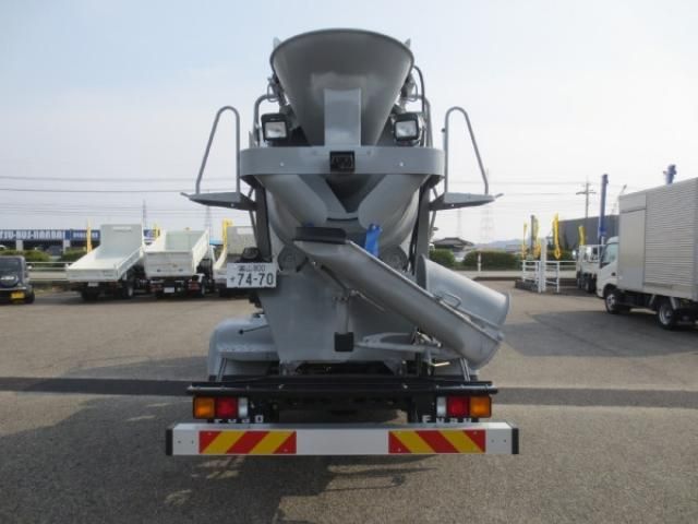 MITSUBISHI FUSOU FIGHTER 2025 Image 31