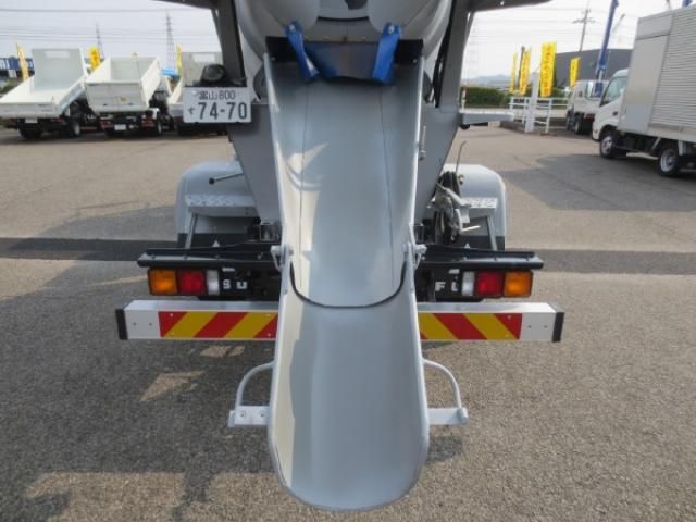 MITSUBISHI FUSOU FIGHTER 2025 Image 31