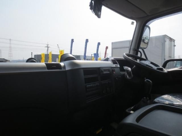 MITSUBISHI FUSOU FIGHTER 2025 Image 31