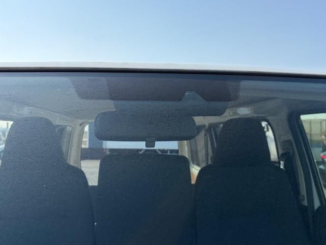 TOYOTA HIACE VAN 2WD 2021 Image 31