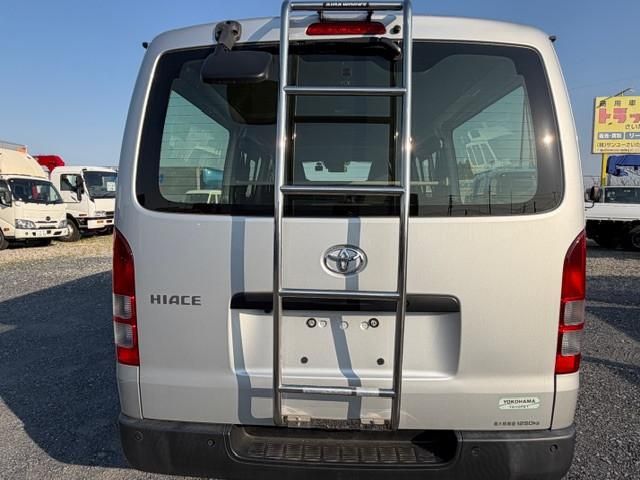 TOYOTA HIACE VAN 2WD 2020 Image 31