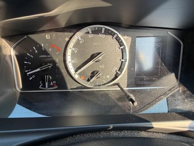 TOYOTA HIACE VAN 2WD 2020 Image 31