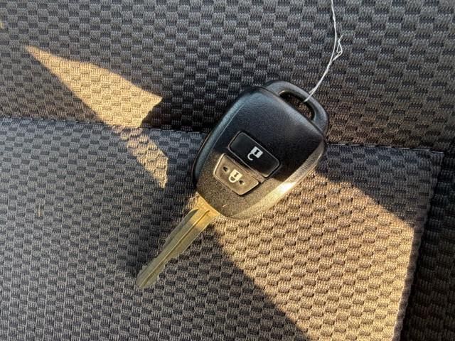 TOYOTA HIACE VAN 2WD 2020 Image 31