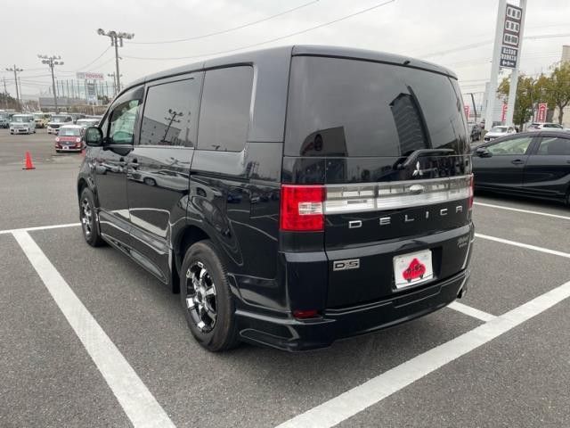 MITSUBISHI DELICA D:5 2WD 2007 Image 31