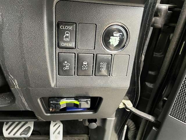 DAIHATSU TANTO CUSTOM 2013 Image 31