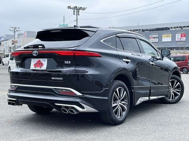 TOYOTA HARRIER HYBRID 2023 Image 31