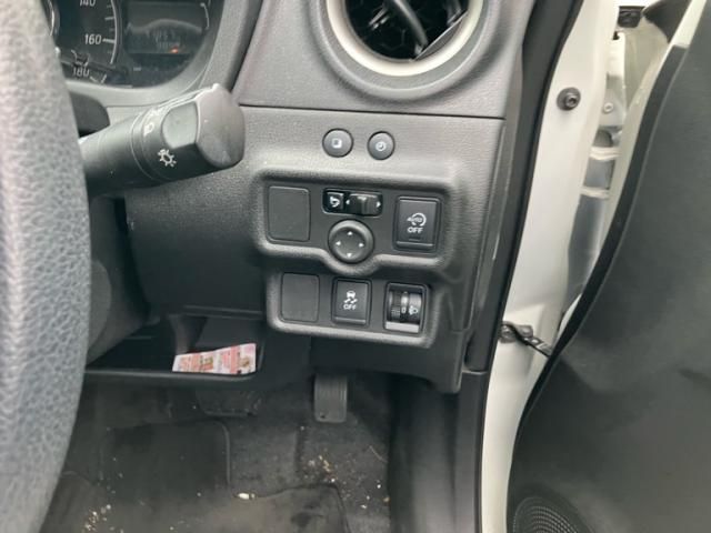 NISSAN NOTE 2013 Image 31