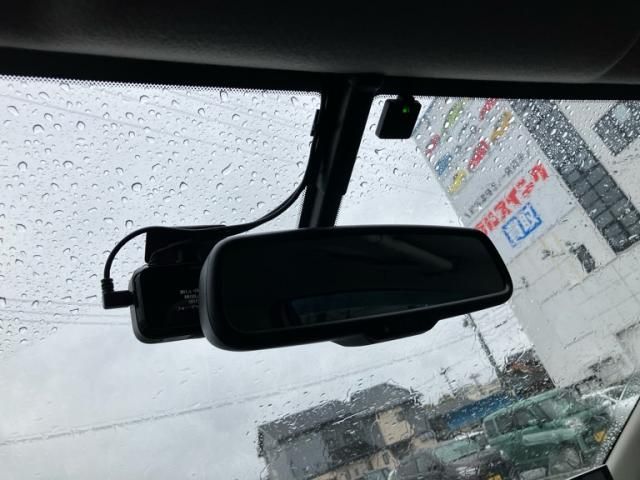 NISSAN NOTE 2013 Image 31