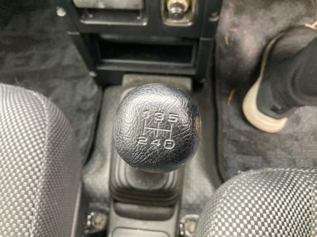 DAIHATSU NAKED 2002 Image 31