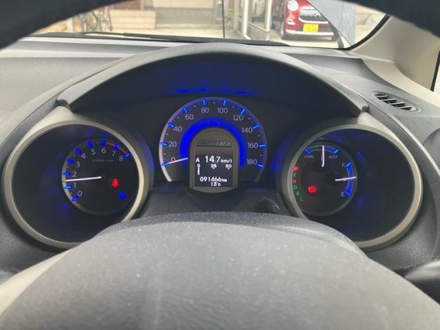 HONDA FIT HYBRID 2012 Image 31