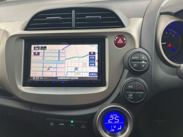 HONDA FIT HYBRID 2012 Image 31