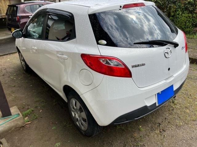 MAZDA DEMIO 2011 Image 31