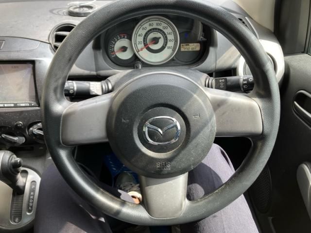 MAZDA DEMIO 2011 Image 31