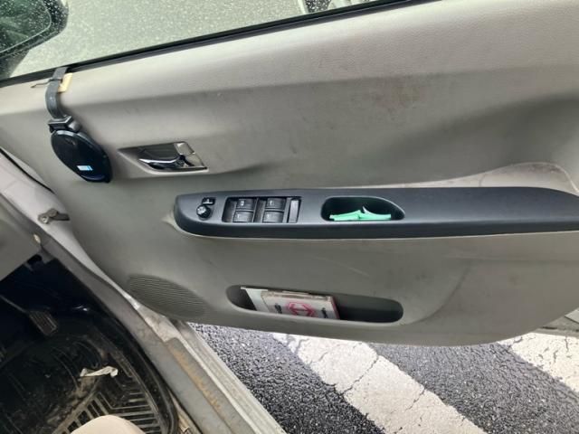 DAIHATSU MIRA E:S 2012 Image 31