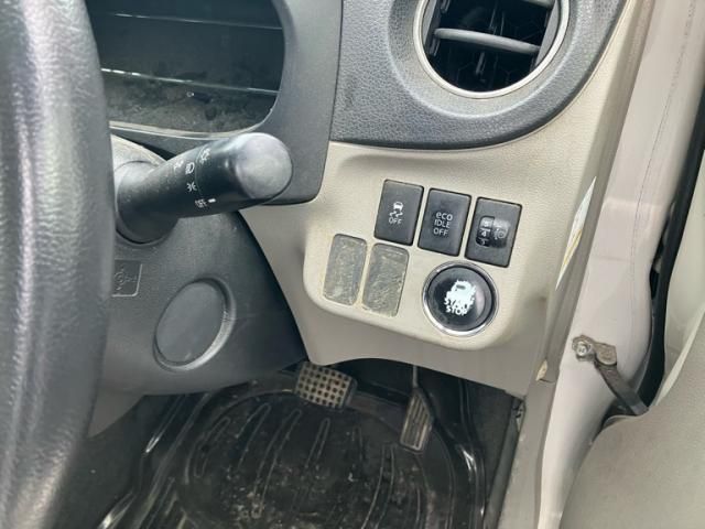 DAIHATSU MIRA E:S 2012 Image 31
