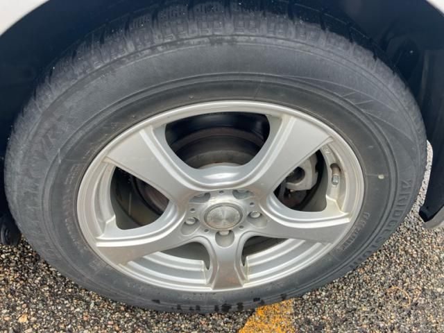 TOYOTA PRIUS ALPHA 2013 Image 31