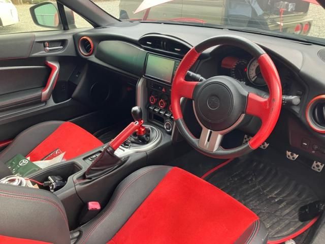 TOYOTA 86 2012 Image 31