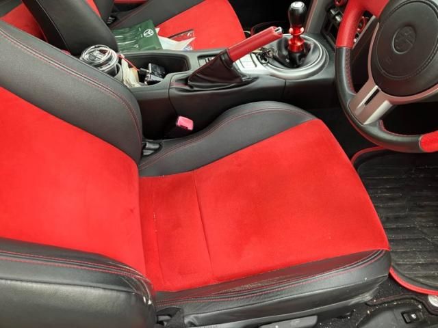 TOYOTA 86 2012 Image 31