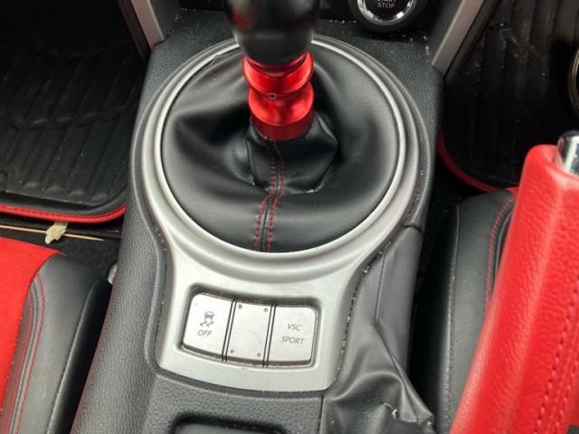 TOYOTA 86 2012 Image 31