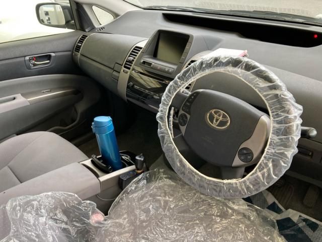 TOYOTA PRIUS 2009 Image 31