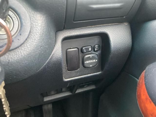 TOYOTA HARRIER 4WD 2011 Image 31