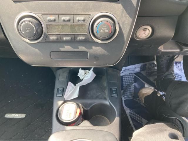 NISSAN LEAF 2016 Image 31