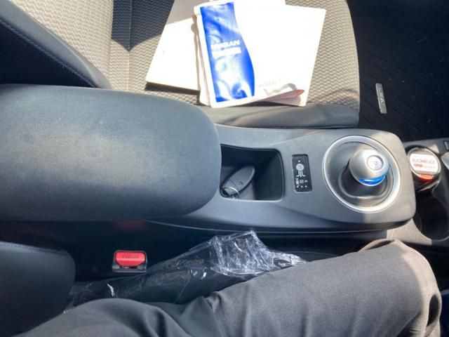 NISSAN LEAF 2016 Image 31