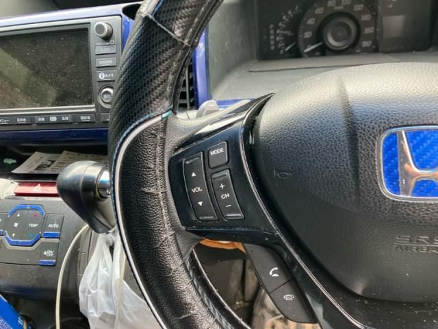 HONDA STEPWAGON SPADA 2010 Image 31