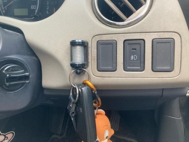 SUZUKI SWIFT 2005 Image 31