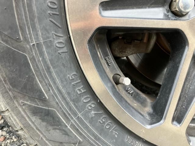 TOYOTA HIACE VAN 2WD 2015 Image 31