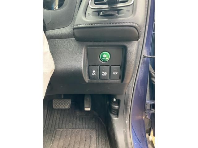 HONDA VEZEL HYBRID 4WD 2014 Image 31