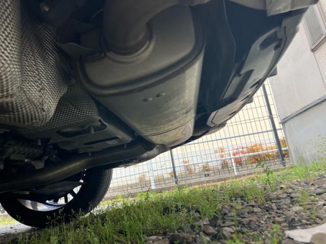 BMW 5SERIES SEDAN 2022 Image 31