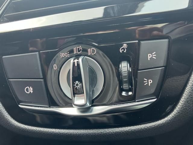 BMW 5SERIES SEDAN 2022 Image 31