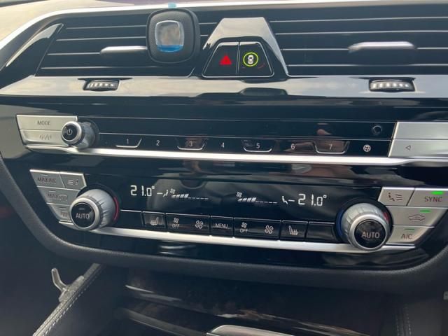 BMW 5SERIES SEDAN 2022 Image 31