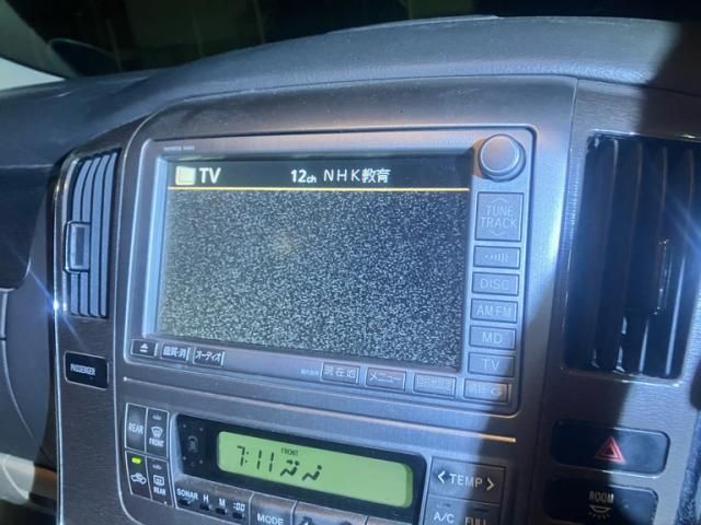 TOYOTA ALPHARD HYBRID 4WD 2005 Image 31